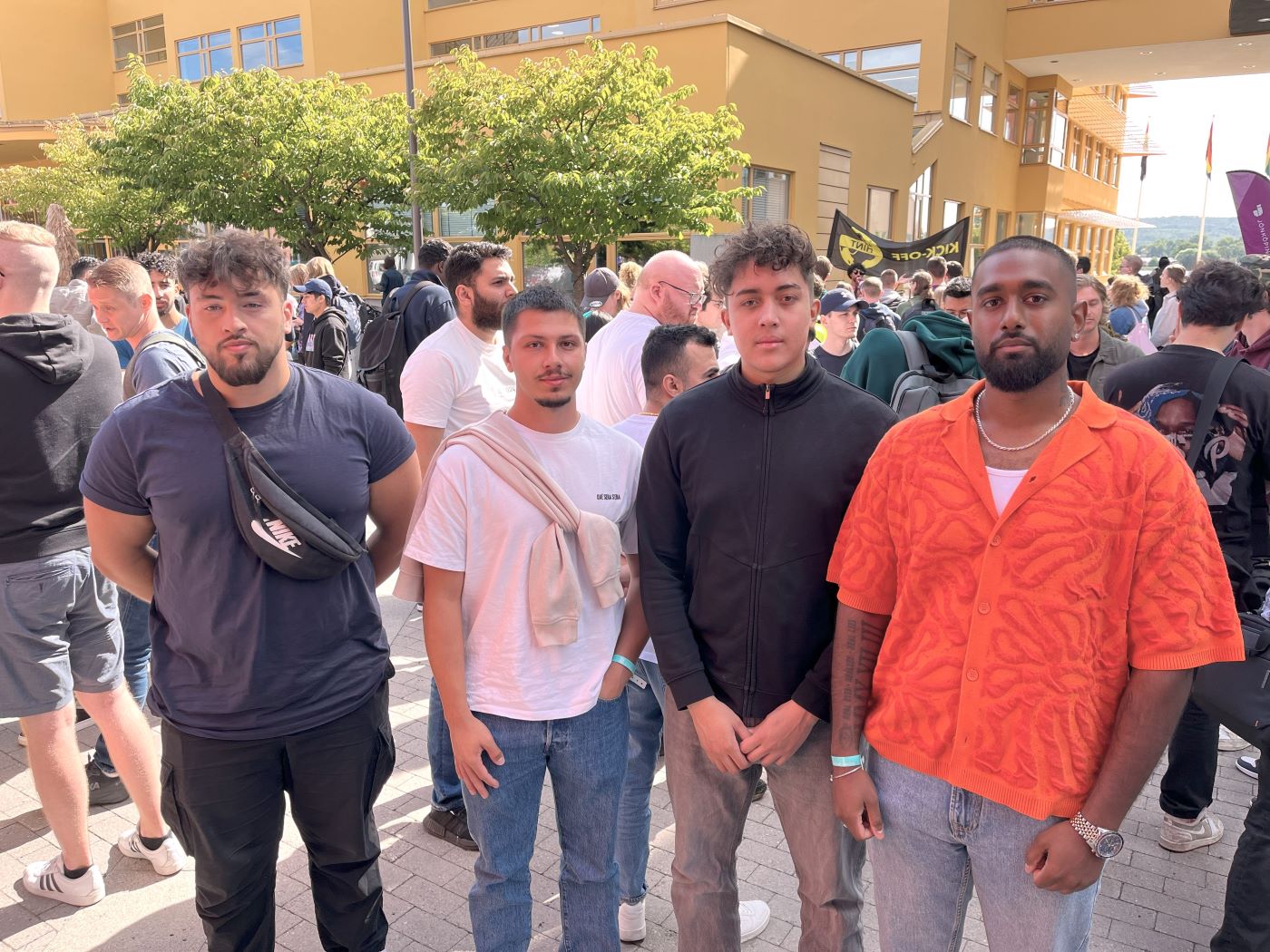 Nya studenter på insparken.