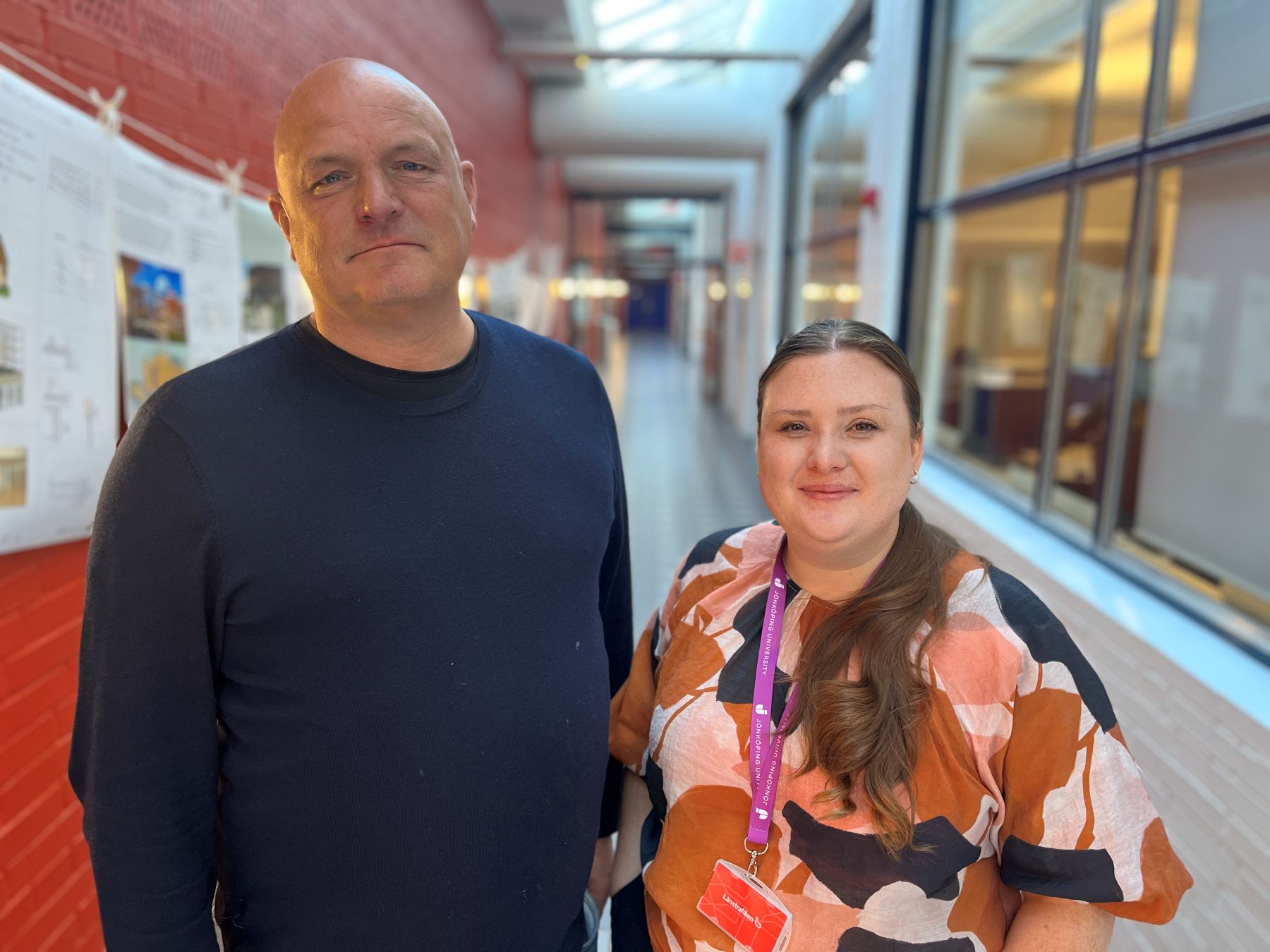 Doktoranden Monika Hencovas från Slovak University of Technology och hennes handledare på Tekniska Högskolan, professor Lars Eriksson.