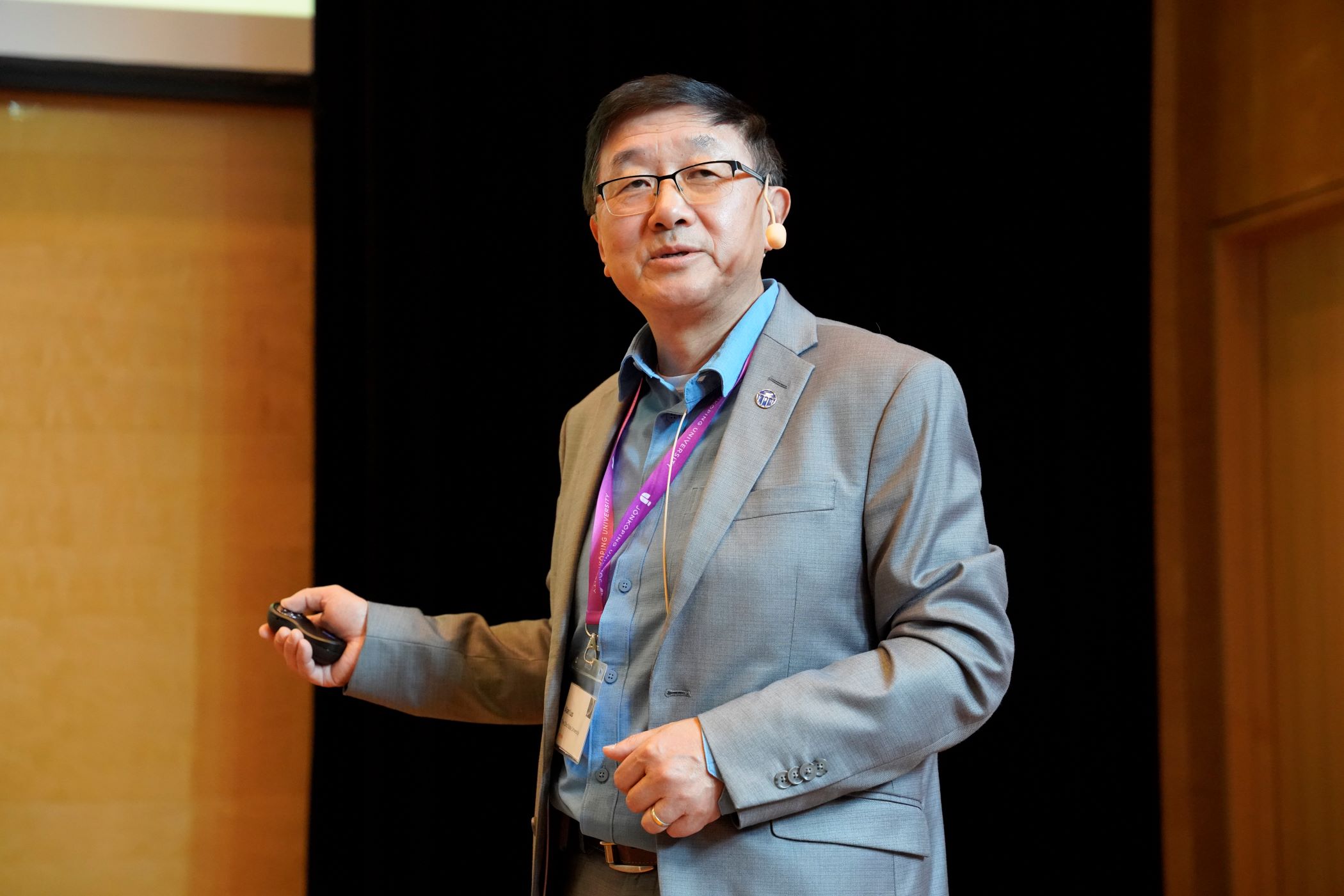 Alan Luo, Professor of Material Science Engineering and Manufacturing Engineering at Ohio University,